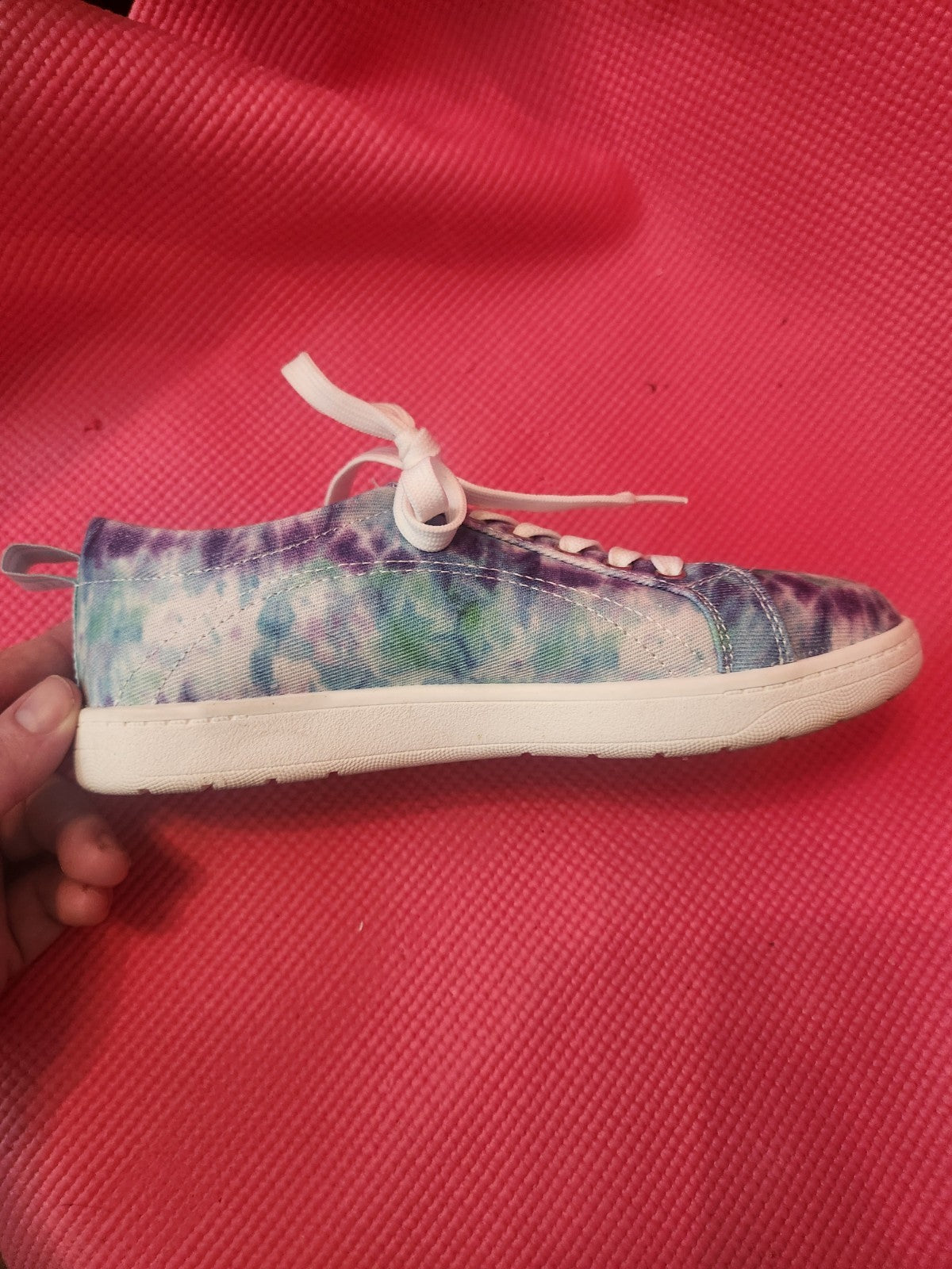 Easy Spirit Tie-dye shoes Size 6