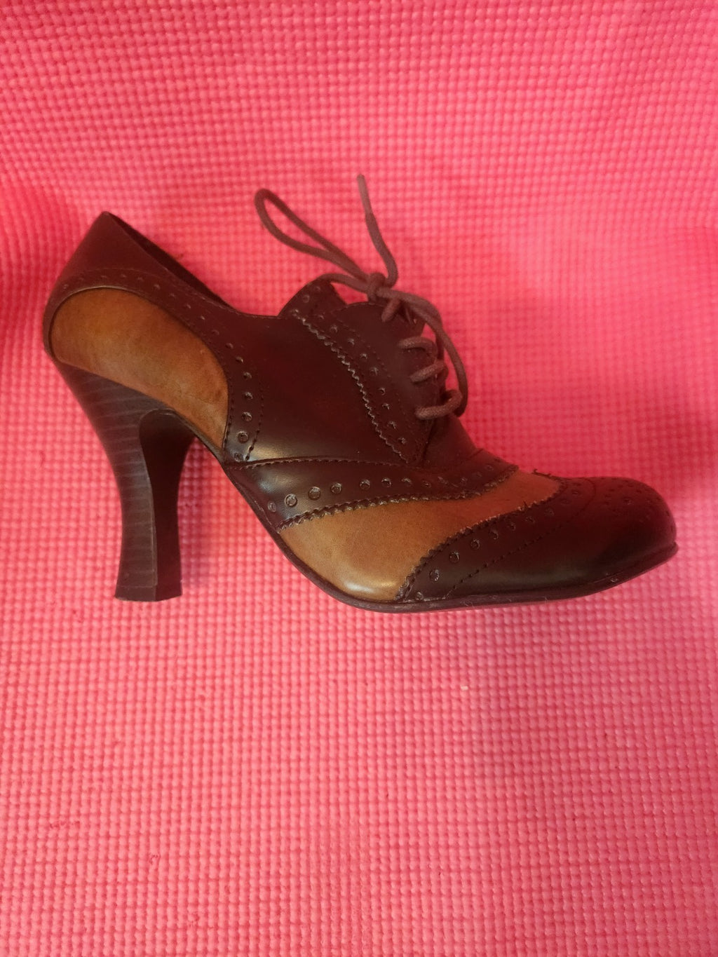 Bongo Black/Brown Womens size 6 Shoes