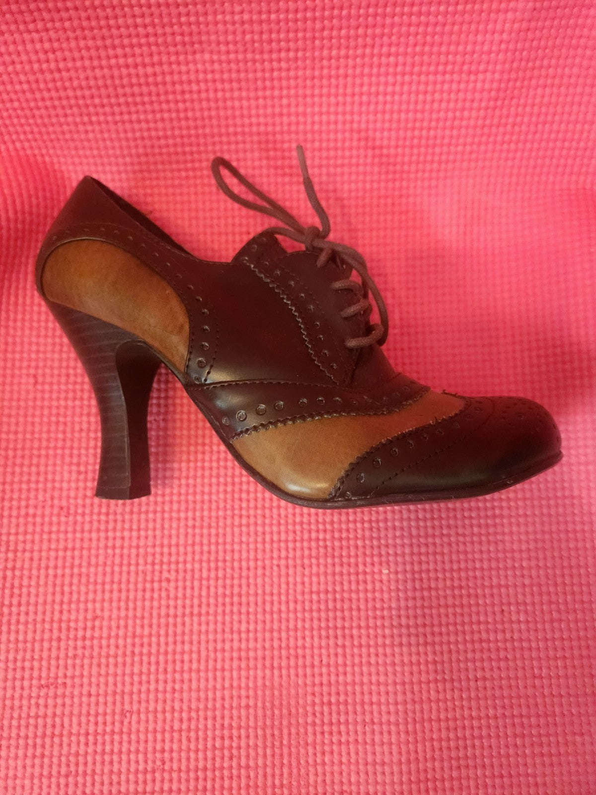Bongo Black/Brown Womens size 6 Shoes