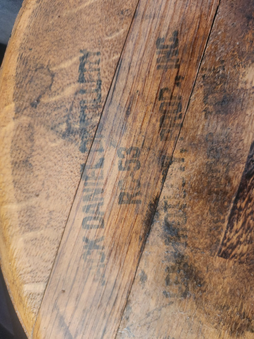 21" Jack Daniels Barrel top from the JD Distillery (Heavy)