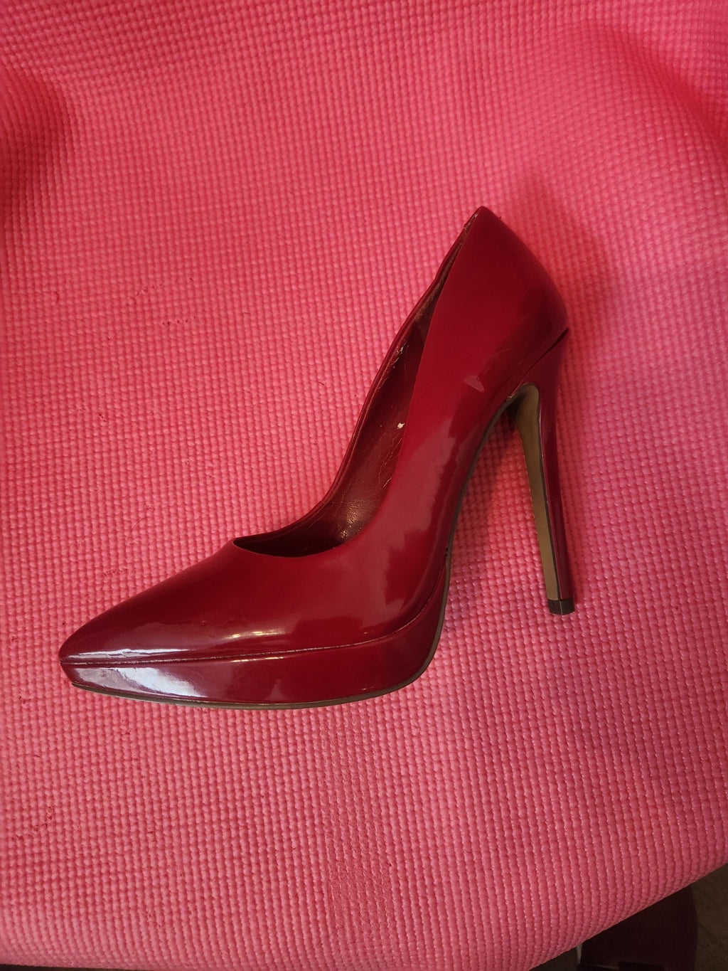 Jessica Simpsons Red or Black Patent Leather High Heels size 6